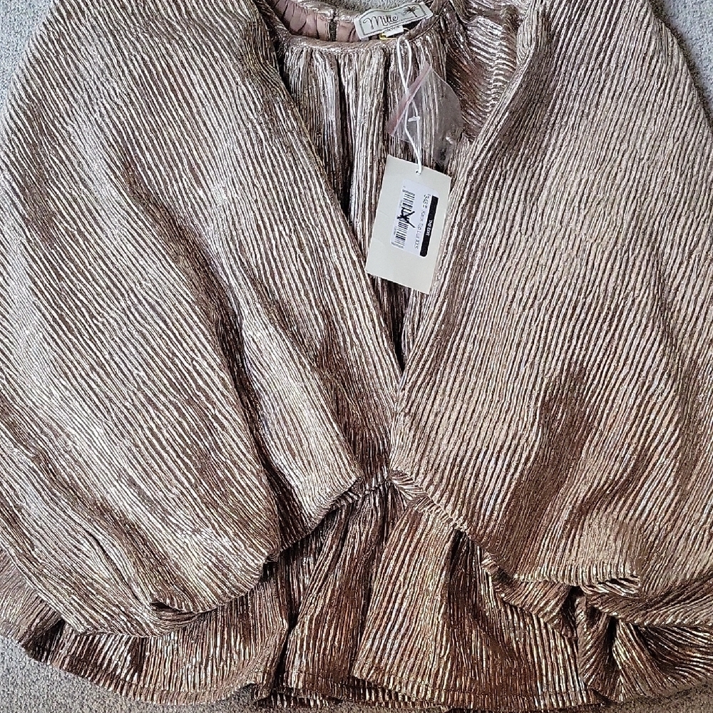 Mille Resort & Travel ,Karis Top Lux  Metallic Gold  Women's Top Size XXS-M - Picture 14 of 15